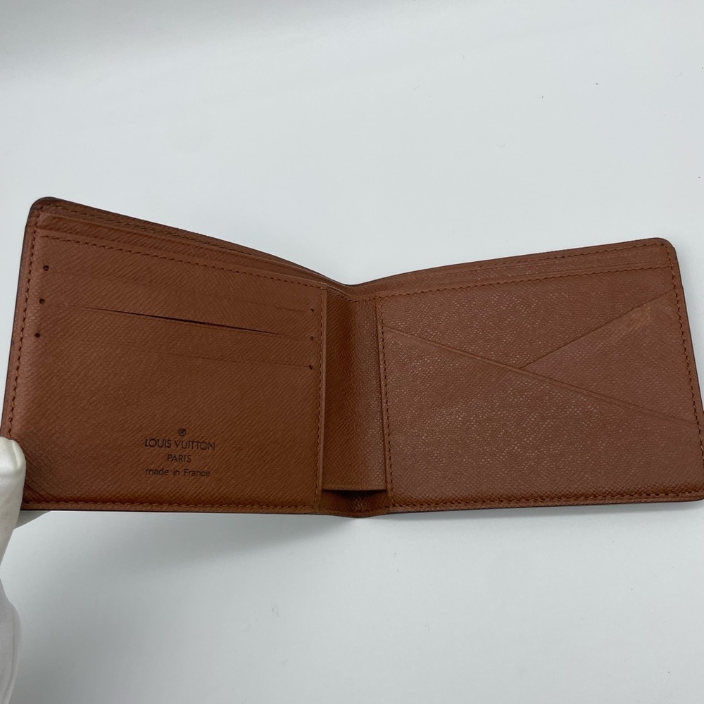 Louis Vuitton Monogram Bifold Men’s Wallet - Picture 4 of 10